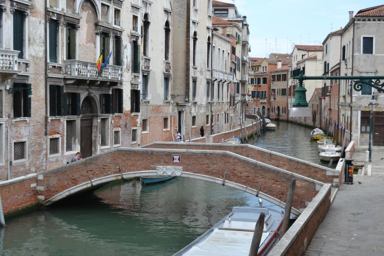 Suite In Venice Ai Carmini Exterior foto
